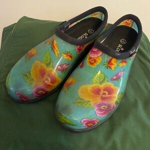 Sloggers- Women’s water-resistant Clogs-Floral -Sz 7-Made in USA